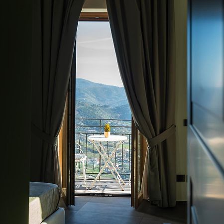 De Gulia Charme And Relax Bed & Breakfast Кастелабате Стая снимка